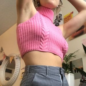 FASHION NOVA pink cropped knit tank top